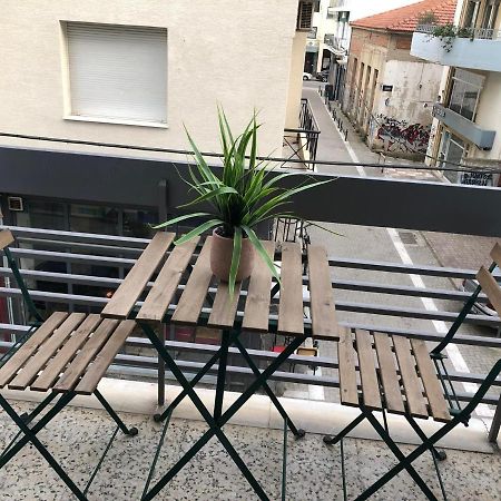 Olive - Happyhostgr - Downtown Apartment Volos Exterior photo